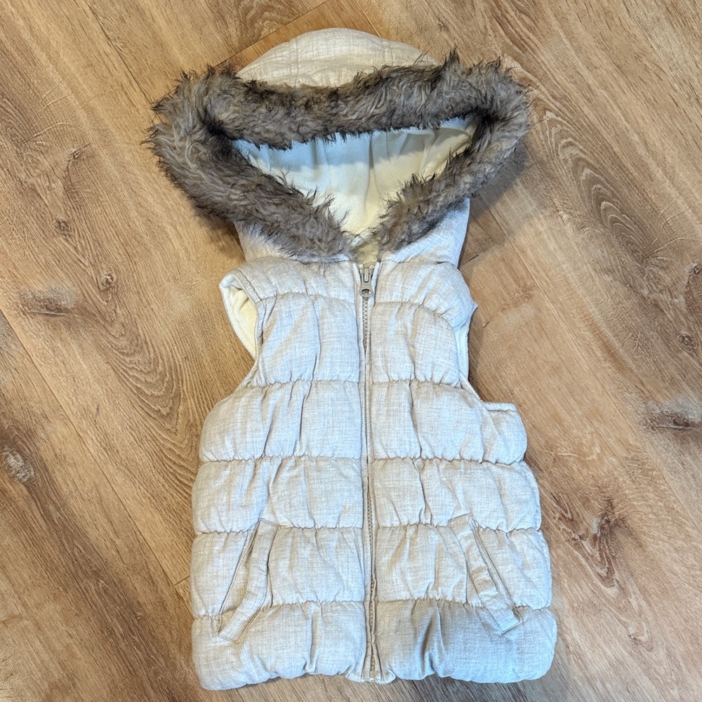 Faux Fur Hooded Puffer Vest | Size 5 - 6